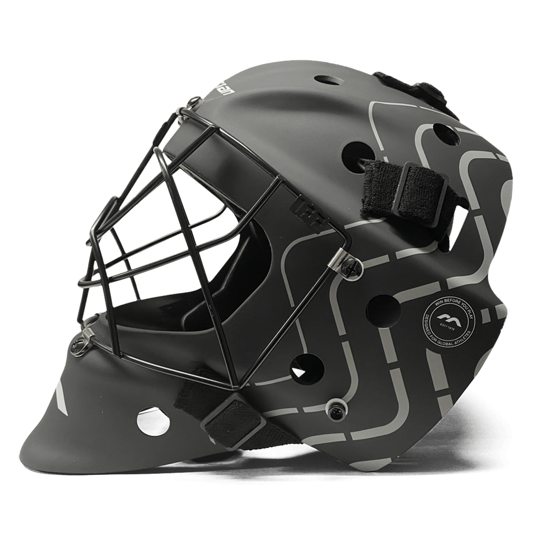 Mercian Hockey | Mercian Hockey Genesis 2 Helmet Black/Silver | Genesis 2 Helmet Black/Silver - Black/Silver / One Size | Total Hockey