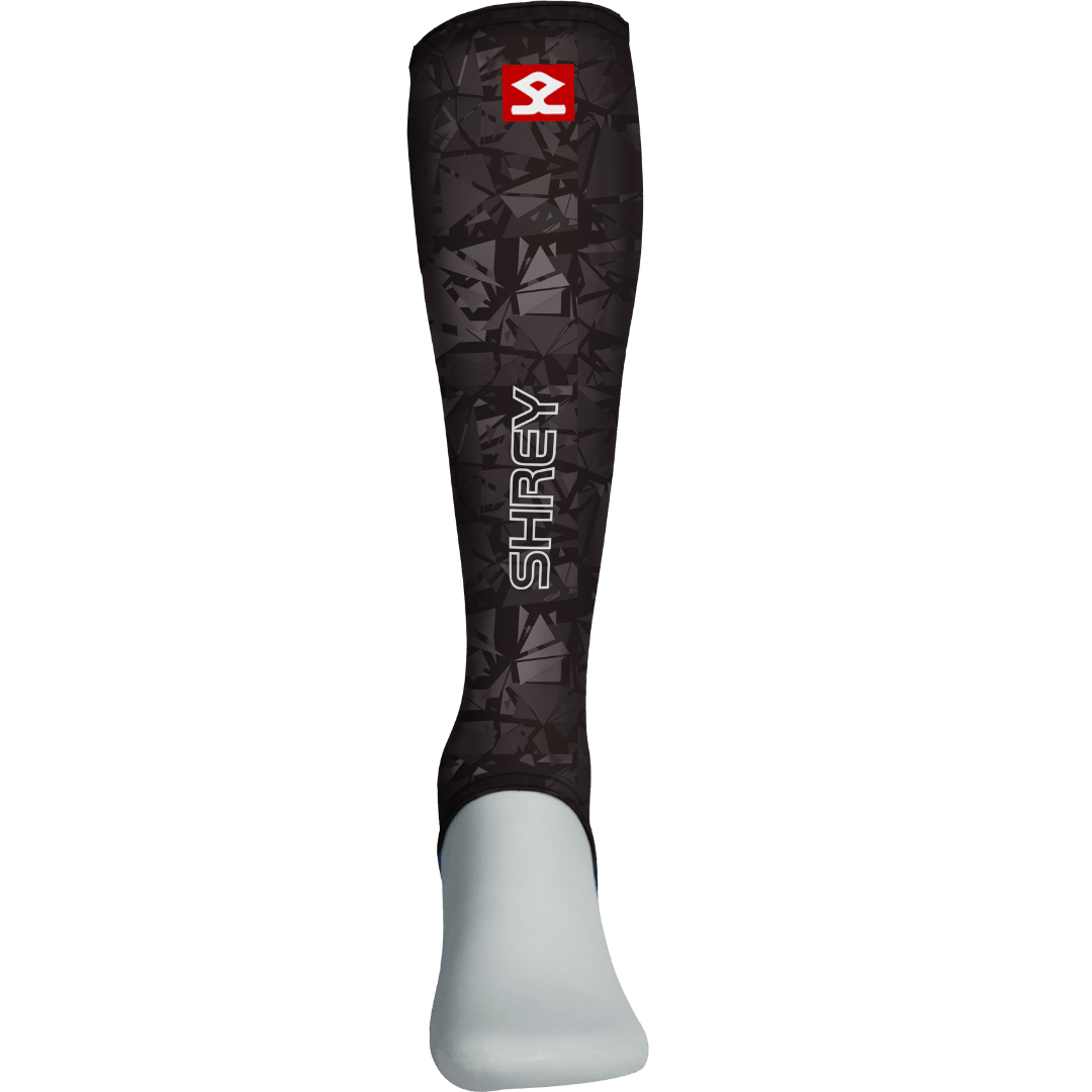 Shrey Hockey | Shrey Hockey Shinliners With Stirrup - Black | Shinliners With Stirrup - Black - Black / Senior | Total Hockey