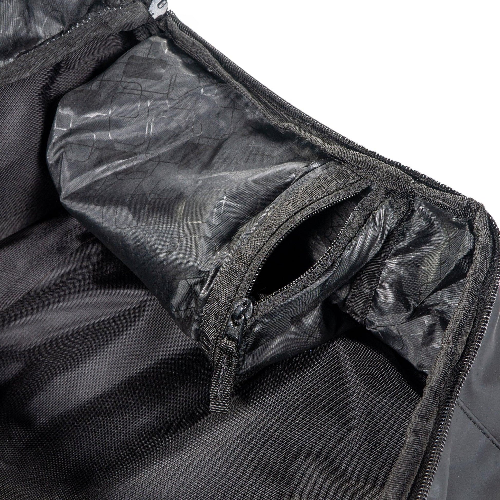 Byte | Byte Pro Tour Bag | Pro Tour Bag - Grey | Total Hockey