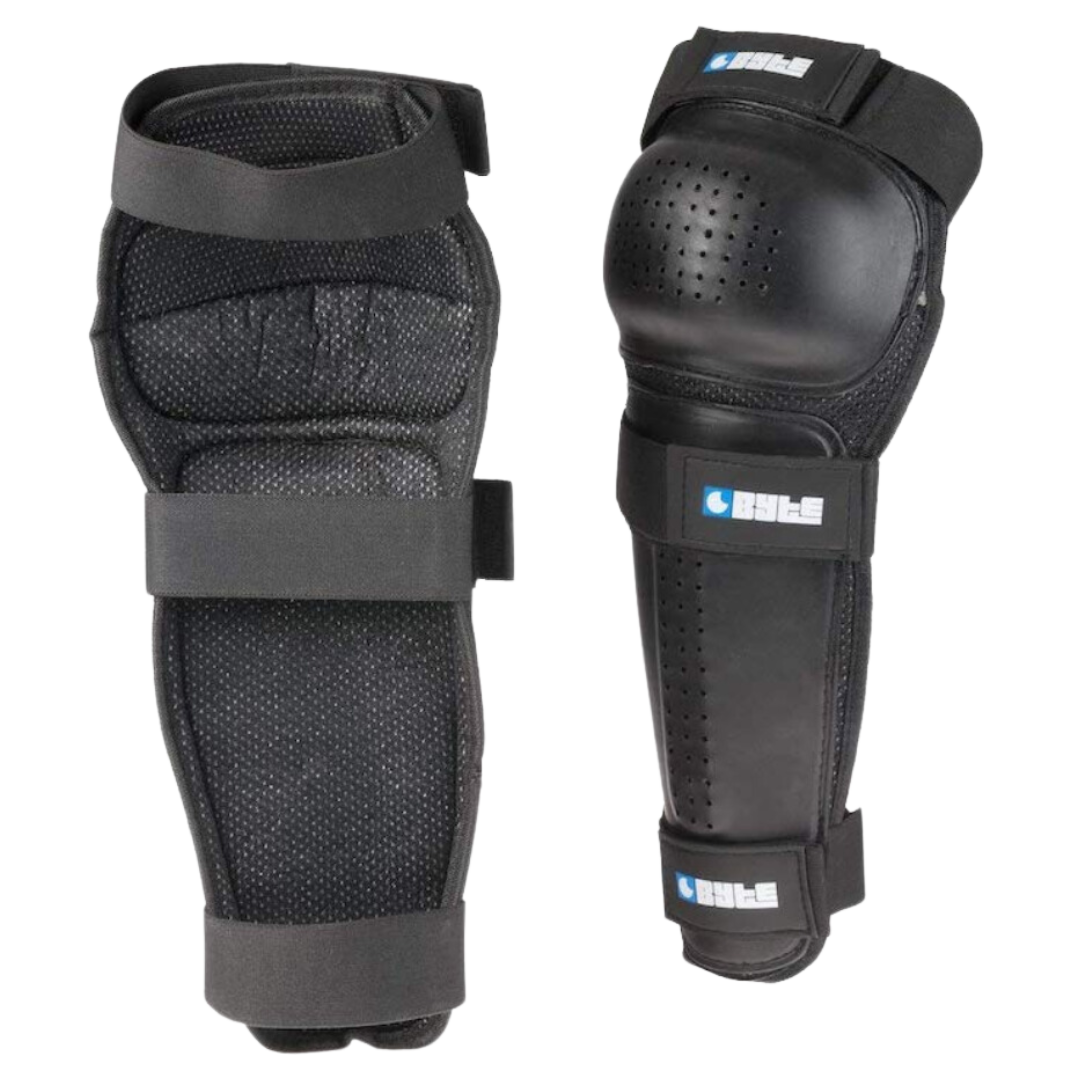 Byte | Byte Short Corner Defence Knee Pads | Short Corner Defence Knee Pads - Black / One Size | Total Hockey