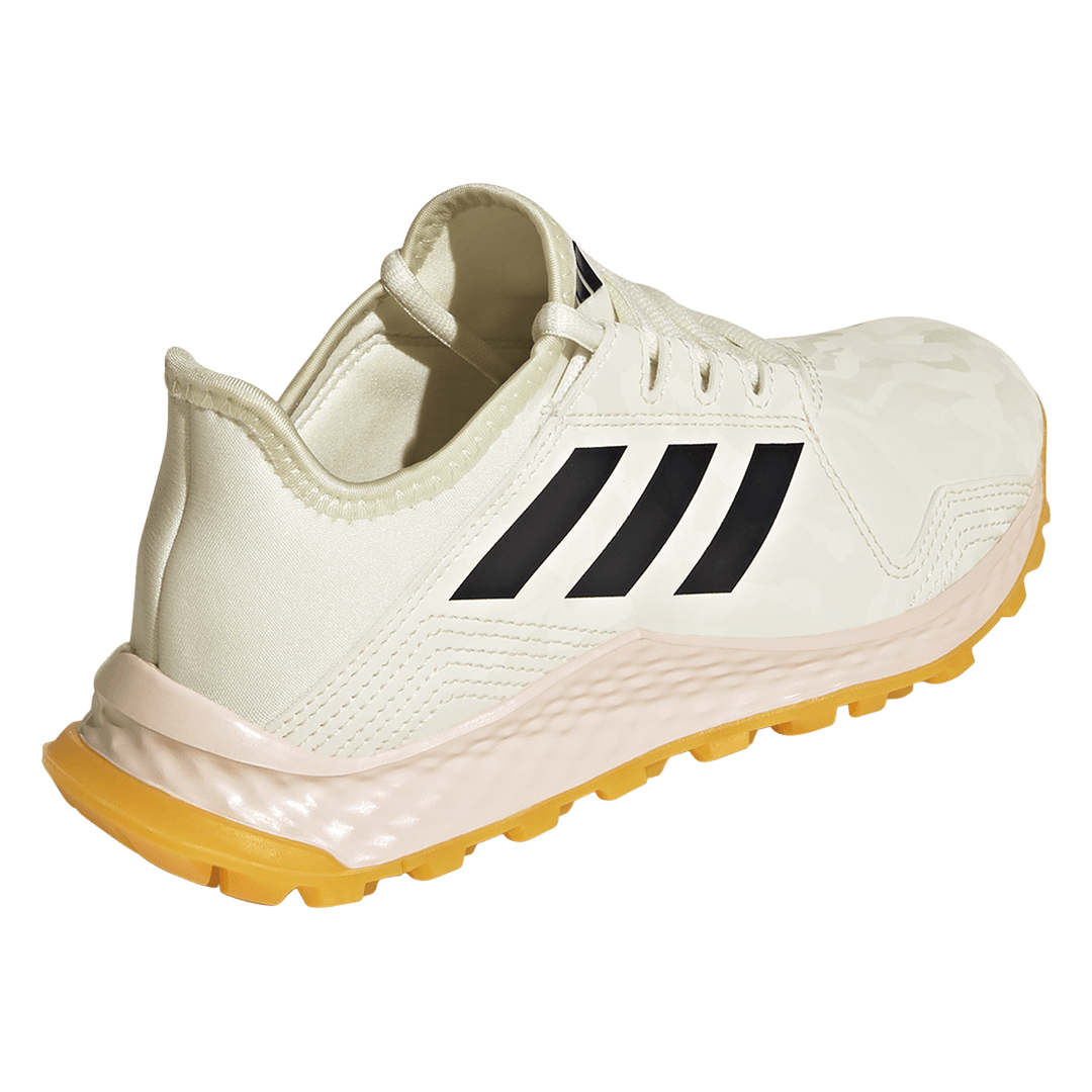 Adidas Hockey | Adidas Hockey Hockey Youngstar Ivory (2024) | Hockey Youngstar Ivory (2024) - EUR 32 | UK 13.5 Jr | Total Hockey