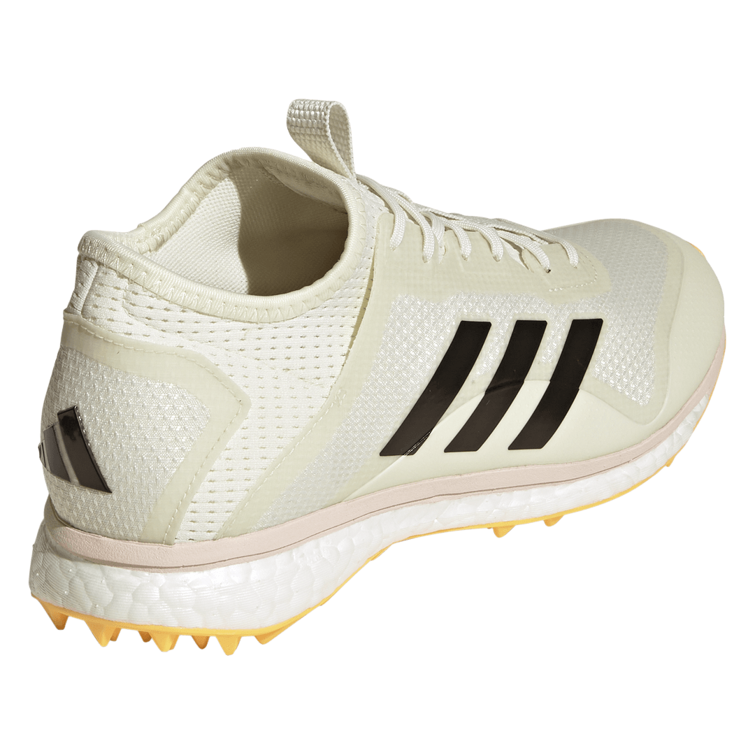Adidas Hockey | Adidas Hockey Fabella X Empower Ivory (2024) | Fabella X Empower Ivory (2024) - EUR 36 | UK 3.5 | Total Hockey