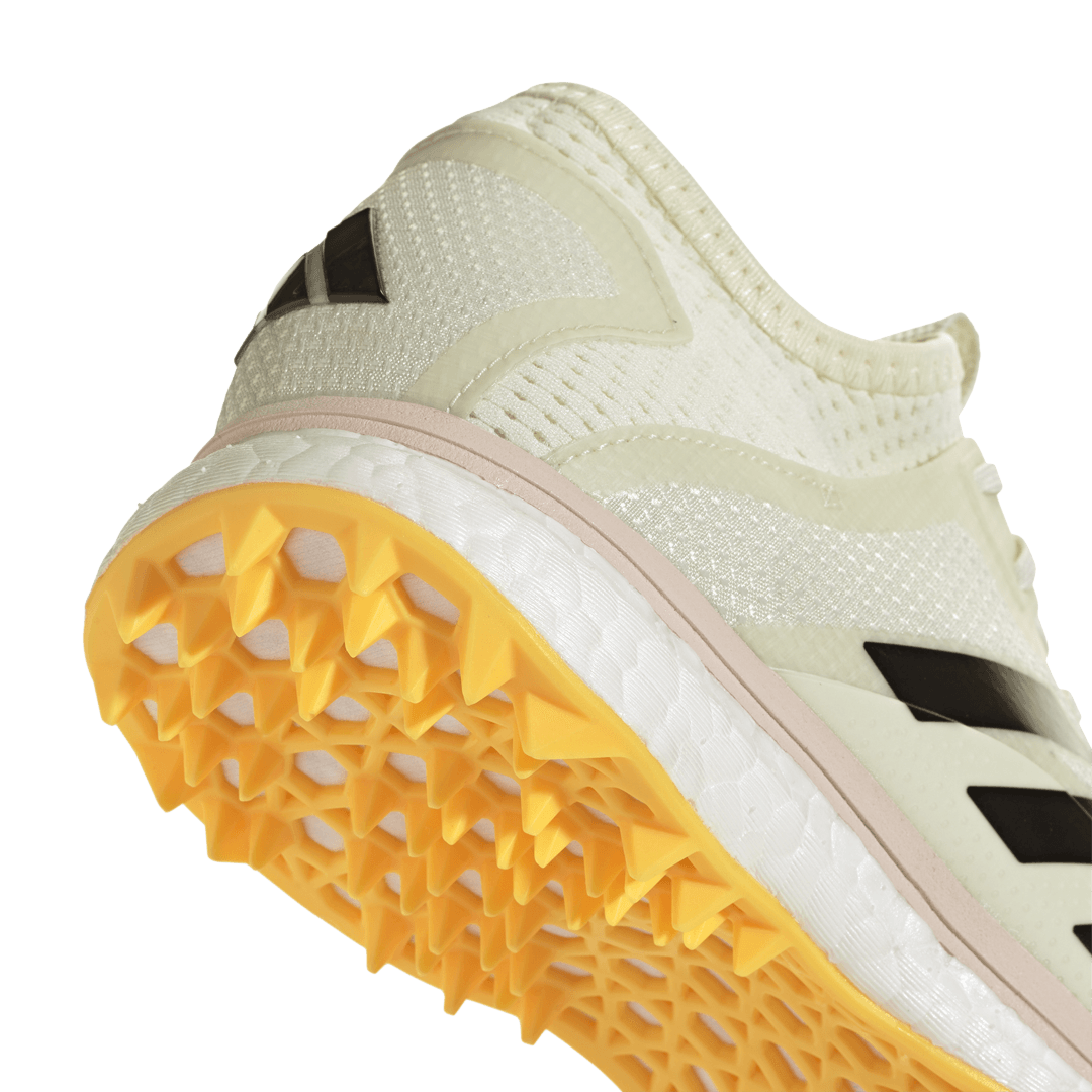 Adidas Hockey | Adidas Hockey Fabella X Empower Ivory (2024) | Fabella X Empower Ivory (2024) - EUR 36 | UK 3.5 | Total Hockey