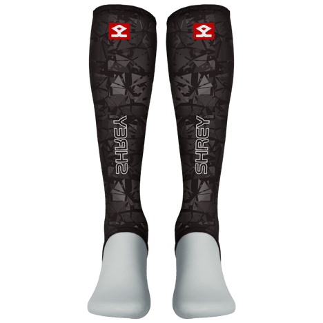 Shrey Hockey | Shrey Hockey Shinliners With Stirrup - Black | Shinliners With Stirrup - Black - Black / Senior | Total Hockey