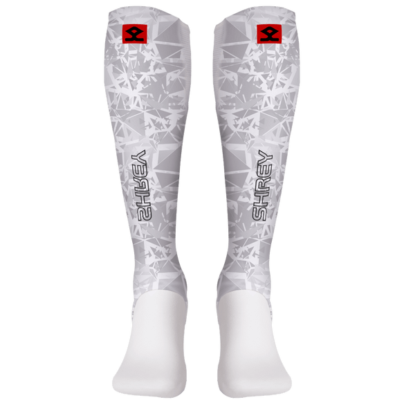 Shrey Hockey | Shrey Hockey Shinliners With Stirrup - White | Shinliners With Stirrup - White - White / Senior | Total Hockey