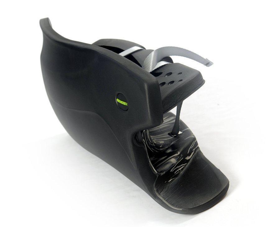 OBO | OBO HI REBOUND Legguards Black Wing/Green | HI REBOUND Legguards Black Wing/Green - Black Wing/Green / Medium | Total Hockey