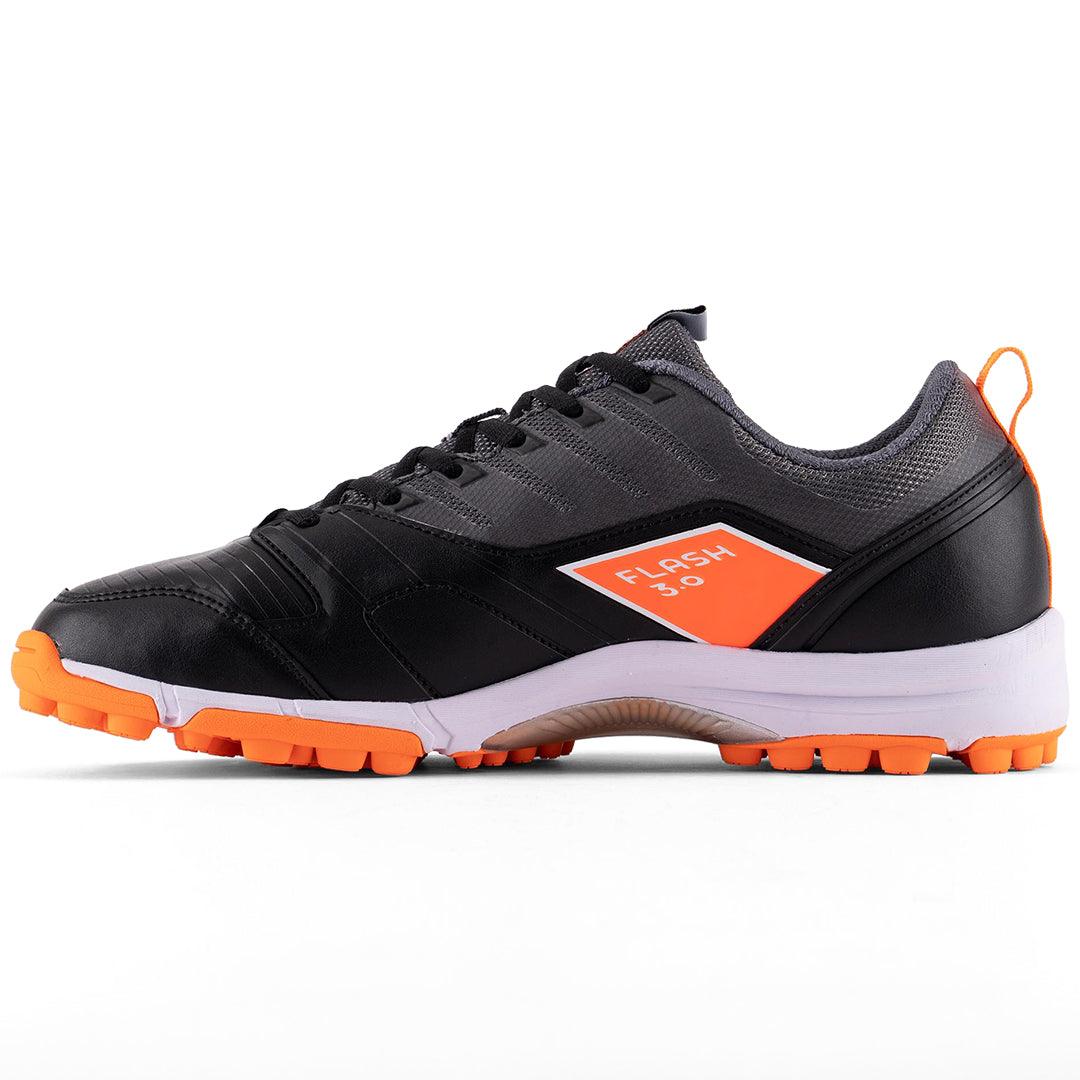 Grays | Grays Flash 3.0 Junior Black/Orange (2023) | Flash 3.0 Junior Black/Orange (2023) - EUR 35 | UK 2 | Total Hockey